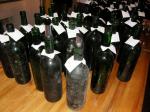 Baterie archivních vín.