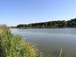 06 - Celkový pohled na rybník Výtažník. 20. srpna 2006.