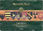 Etiketa Orvieto 2002 Denominazione di Origine Controllata (DOC) (Classico) - Rocca delle Macìe, Castellina in Chianti, Itálie.