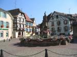 Náměstí v Eguisheimu.