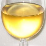 Barva vína Chardonnay 2001 odrůdové jakostní - Vinné sklepy Maršovice v.o.s.