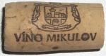 Popis: Lisovaný korek délky 41 mm Tramín červený 2002 odrůdové jakostní - Víno Mikulov a.s.