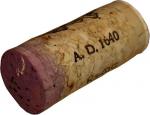 Lepený korek délky 44 mm Cabernet Sauvignon 2001 odrůdové jakostní (barrique ) - Vinné sklepy Valtice, a.s.