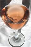 Barva vína Gracie 2004 odrůdové jakostní (rosé) - Vinné sklepy Valtice, a.s.