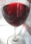 Barva vína Isabelle Kunsági cuvée (červené) - Boranal Kft., Kiskőrös, Maďarsko.