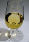 Nááádherná sytě zlatá barva vína lahodí oku !