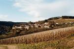 Pernand-Vergelesses, jedna z nejkouzelnějších vesniček Burgundska ze svahu Corton-Charlemagne